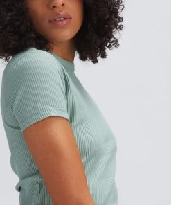 Stoic Daily Fitted T-Shirt - Women&apos;s -The Stoic Style Sales Shop DAROLI D2 13