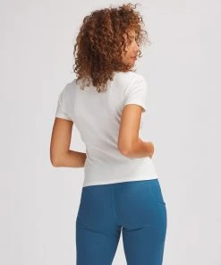 Stoic Daily Fitted T-Shirt - Women&apos;s -The Stoic Style Sales Shop EGR D4 19