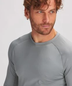 Stoic Lightweight Poly Baselayer Crew - Men&apos;s -The Stoic Style Sales Shop MON D3 8
