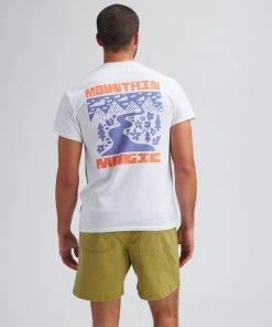 Stoic Mountain Magic Graphic T-Shirt -The Stoic Style Sales Shop WHI D4 1